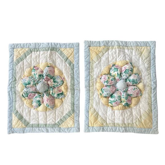 Vintage Puff Quilt Set Floral Dresden Plate Shabby Chic Bedding
 84"x83" - Picture 5 of 14